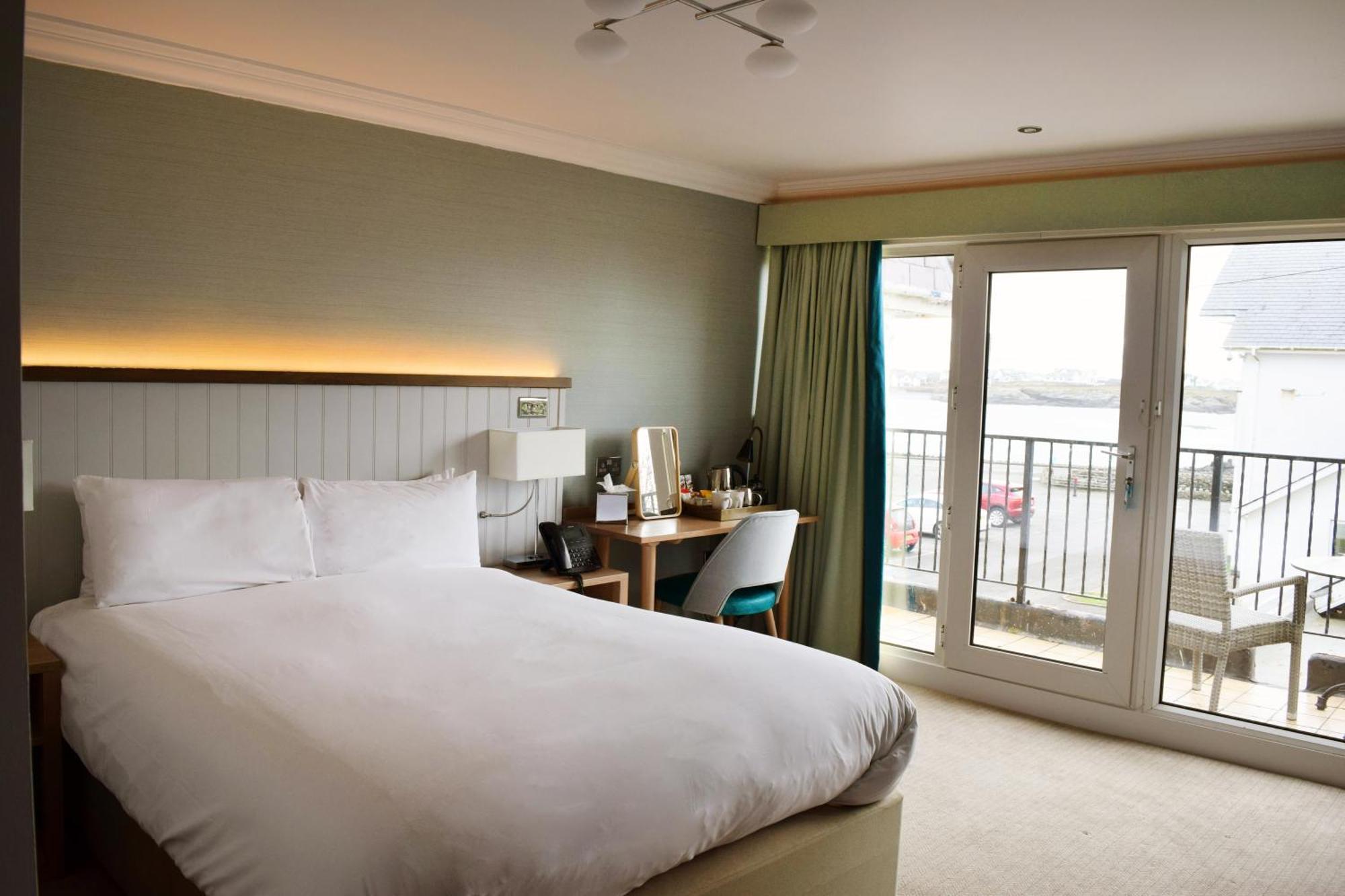 Trearddur Bay Hotel Экстерьер фото