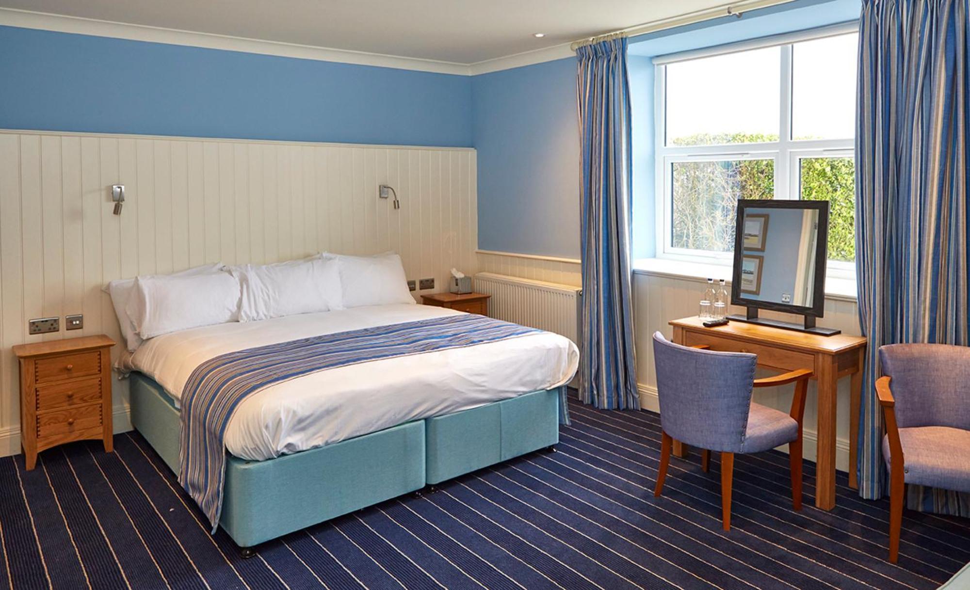 Trearddur Bay Hotel Экстерьер фото